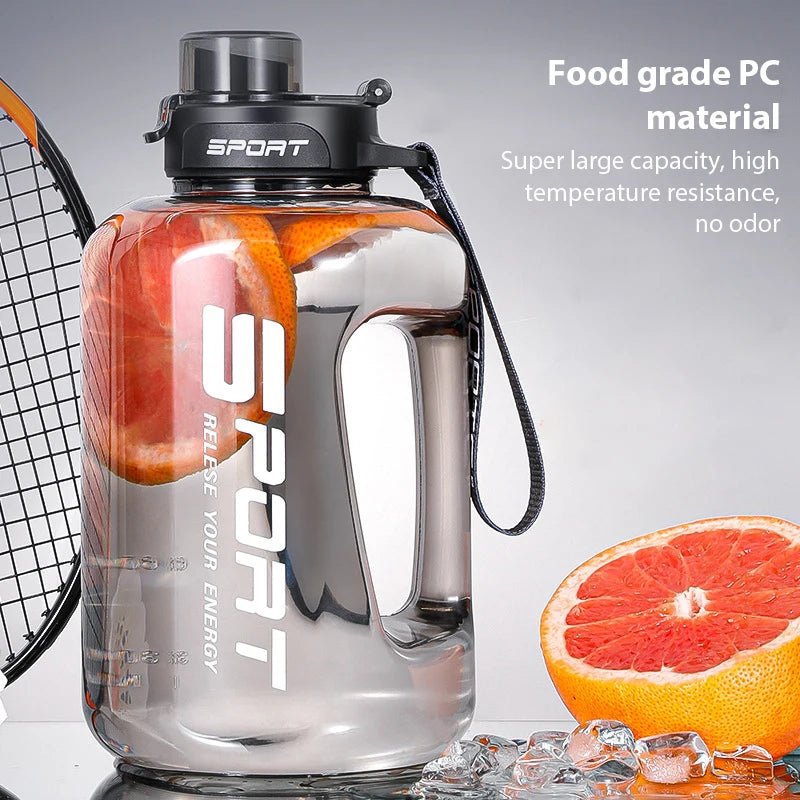 Bouteille d'eau de grande capacité 1,7 l/2,5 l Sport belly - The Sport Shop