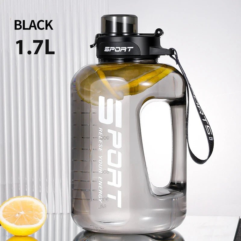 Bouteille d'eau de grande capacité 1,7 l/2,5 l Sport belly - The Sport Shop