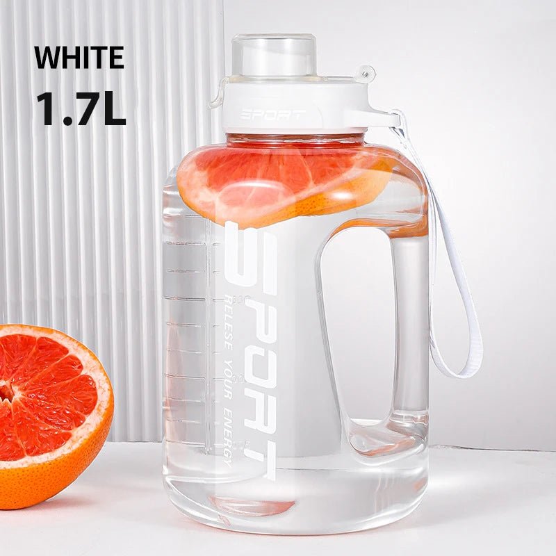Bouteille d'eau de grande capacité 1,7 l/2,5 l Sport belly - The Sport Shop