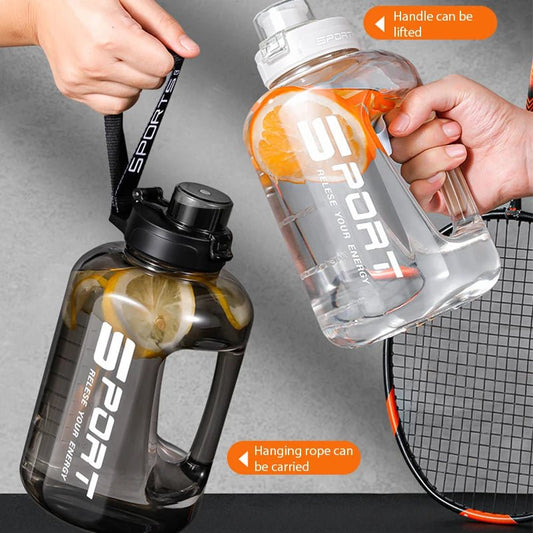 Bouteille d'eau de grande capacité 1,7 l/2,5 l Sport belly - The Sport Shop
